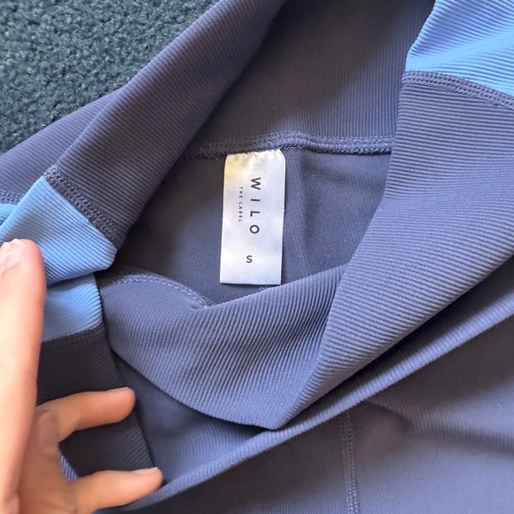 Wilo matching workout set - Picture 5 of 6